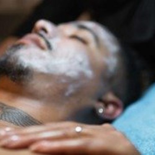 Acne-behandeling-gezichtsbehandeling Acne-behandeling-gezichtsbehandeling